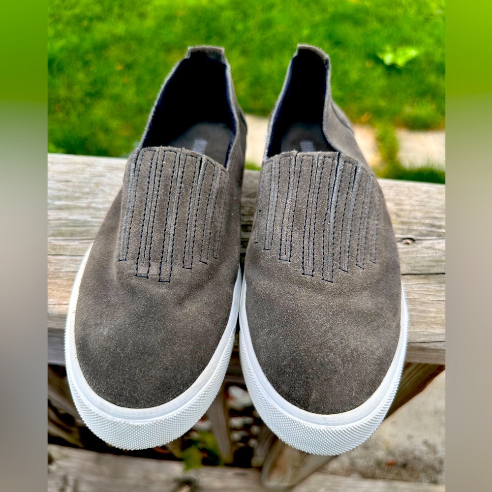 Minnetonka Gabi Loafers Size 11 women’s 
Suede gray shoes